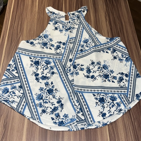 Andree by Unit Wild Violets tank top - Picture 8 of 14